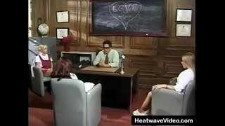 Kelly In Coed #3 - collegium sluts