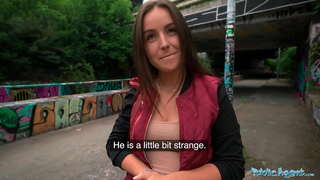 ���ህዝብ ወኪል ተማሪ በመስጠት አሁን የእሷ vagina penetrated ግምገማዎች ግምገማ stranger outdoors ውስጥ ቅድሚያ