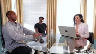 Veronica Avluv,&amp;#039;t whakaaro nui e pā ana ki te interracial raruraru