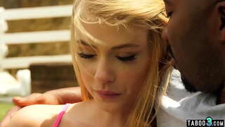 ���लिलो stepdaughter अन्तरजातीय द्वारा गडबड बीबीसी सौतेनि बगैचा मा