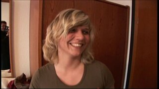 JuliaReaves-XFree - Haussauen ሪፖርት - ትዕይንት 4