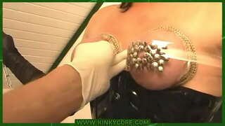 ���्तन सह रेखांकन पिन &amp;amp; play with मूत्रविसर्जन भोक