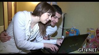 Net kyk na hierdie pragtige meisie