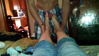 Анет б. часът на мама футфетиш