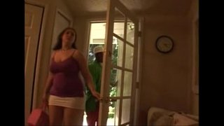 ах{{о}}с. мама Кимми Лекси