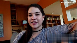 Сибәр ҡыҙы беренсе заглотить