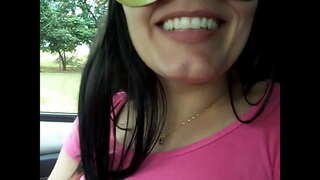 Pamajikan, Rina mintonkeun off di jalan