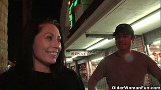 Vegas milf gefickt an hotel