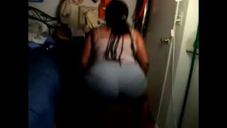 Phat ก้นงานเต้นรำ