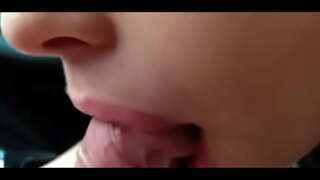 ���ெண் நக்கி என் டிக்