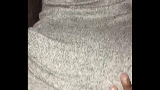 ДДЛ се вратио на то. Јебао свог након цркве. Господе, опрости ми.