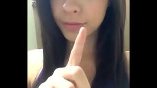 Notam-novum Vulpes Ostendens eorum Ubera | novinhassapecas.com