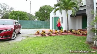 Pare i minúscules compeer&amp;#039;s filles chum xxx no Va tenir cap més remei