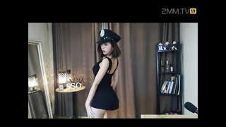 Il Su WAN egységes Forró Tánc