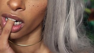 Возбужденный Игривый Токой Эльф жасайт минет жана скачет карата Члене! Биринчи Сперма в Жопе