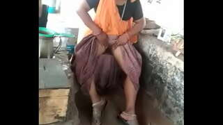 ���ુકાનદારની aunty