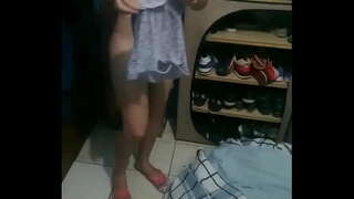 ���िखाऊ