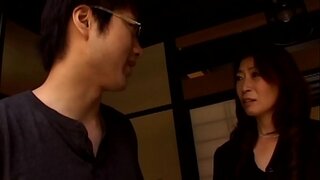 Fantastik cougar bèz - Fanmi tabou porn - Famperv.com