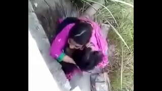 מחוץ לכפר סקס