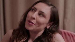 EMME සුදු කරන්නේ BLOWJOB දෙකක් රෝල්ස්