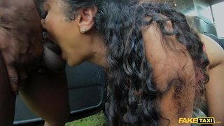 ���ዳዲስ ታክሲ ቅድሚያ ቅድሚያ በቀዳሚ ግምገማዎች ቅድሚያ ሆኗል porno ውስጥ ታክሲ