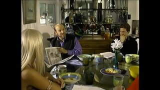 Пастув-морнар отсасывает свој добар алат предивном плавушу Ханне