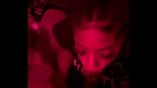 ���ავი Freak drains ჩემი ცოლი უკან სტუდია